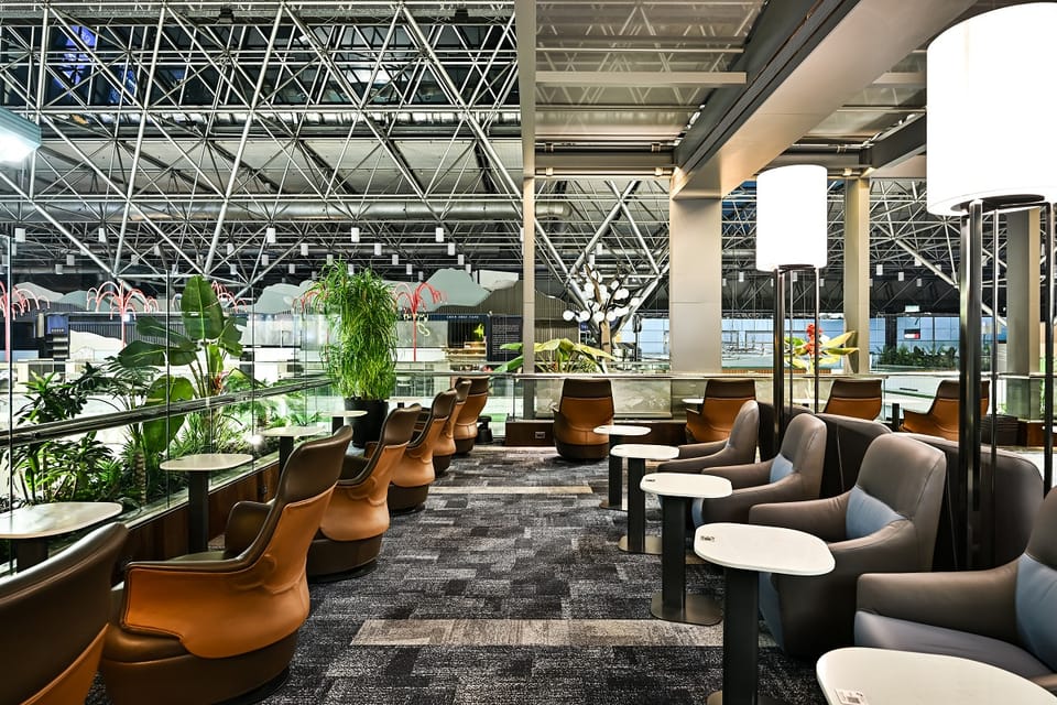 EVA Air The Garden – Taipei Taoyuan Airport (TPE)