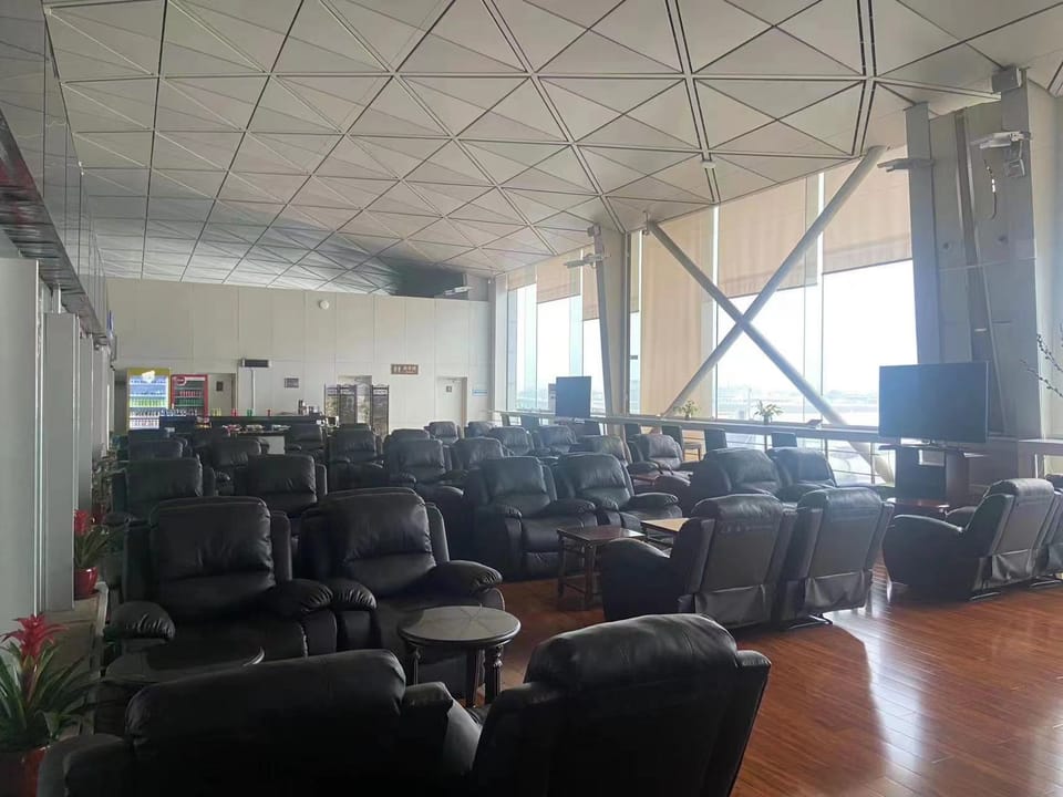 No. 5 International First Class Lounge – Tianjin Binhai Airport (TSN), Terminal 1