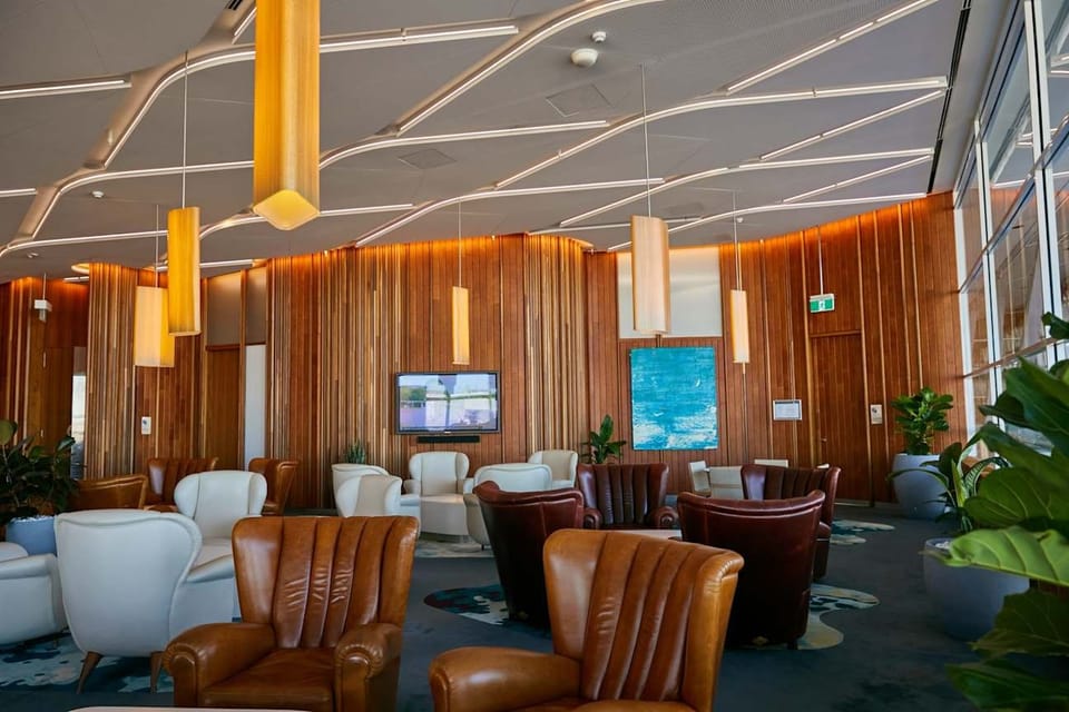 Virgin Australia Beyond – Sydney Airport (SYD), Terminal 2 – seating area