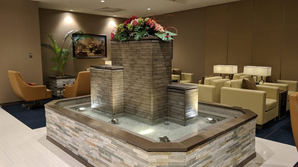 The Emirates Lounge – Tokyo Narita Airport (NRT) – seating area