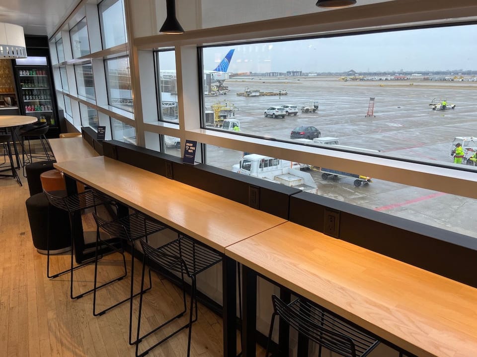 SAS Lounge – Chicago O'Hare Airport (ORD) – lounge interior