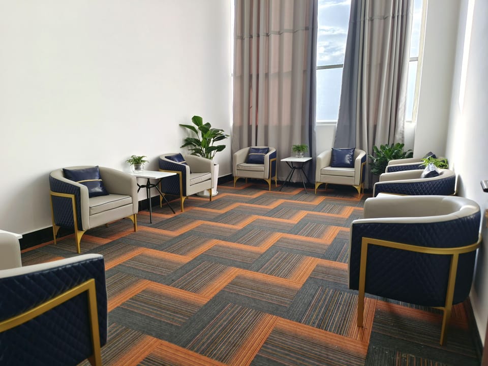 VIP Lounge – Dehong Mangshi Airport (LUM), Main Terminal – seating area