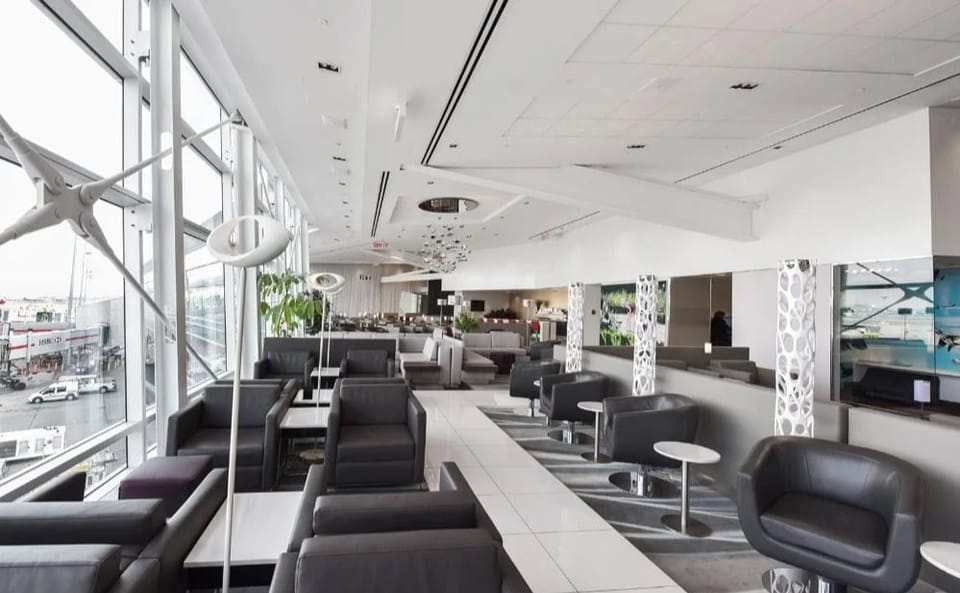 National Bank Lounge – Montreal Trudeau Airport (YUL), Main Terminal