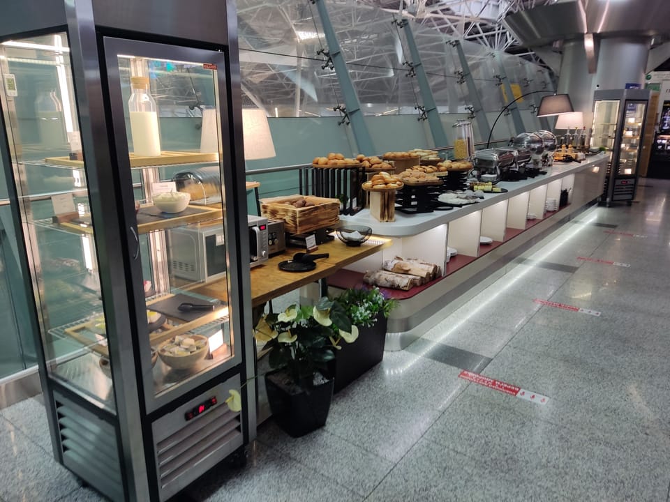 Business Class Lounge (International and Domestic) – Moscow Vnukovo Airport (VKO) – dining area