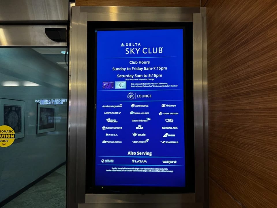 Delta Sky Club – Milwaukee Airport (MKE)