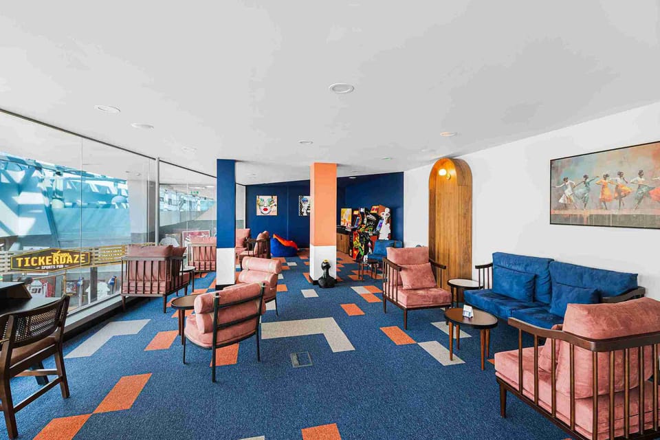 Kepler Club (Transit Area) – Riga Airport (RIX), Main Terminal – seating area