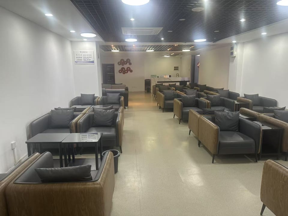 First Class Lounge – Daqing City Airport (DQA), Main Terminal – seating area
