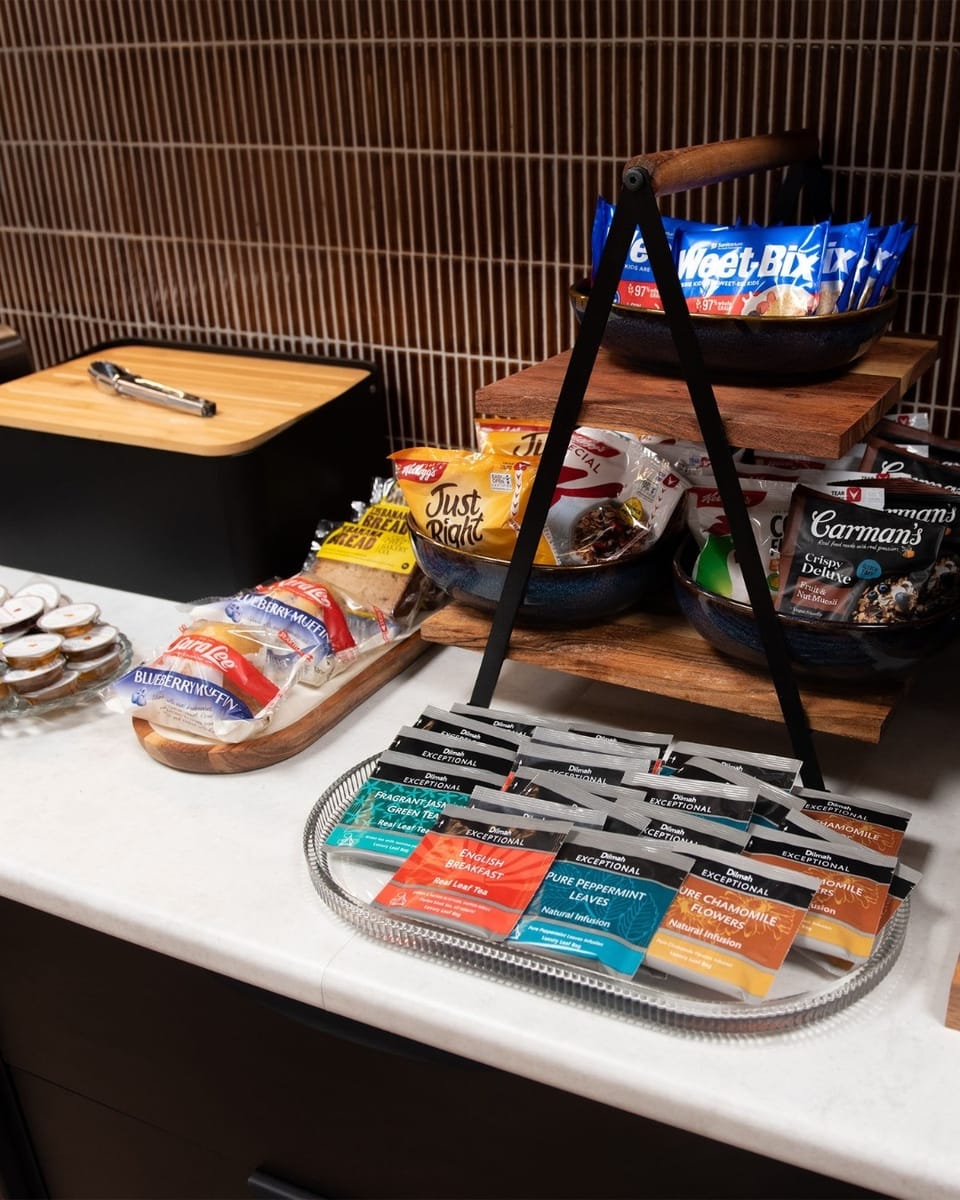 Terminull Rex Lounge Sydney Terminal 3 (Gate 16) | LoungeDeal