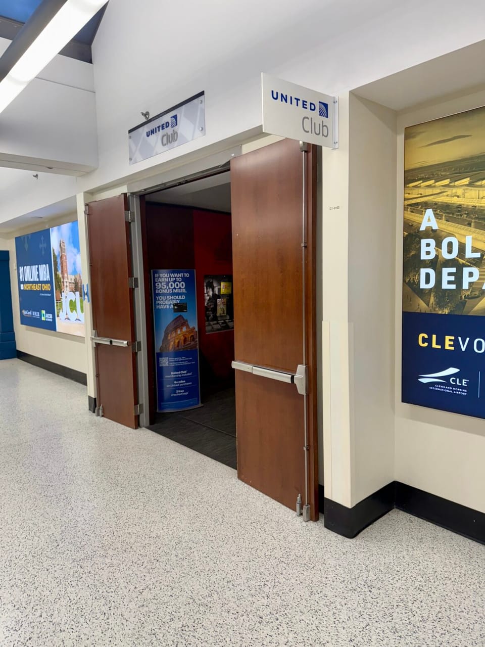 United Club – Cleveland Airport (CLE), Main
