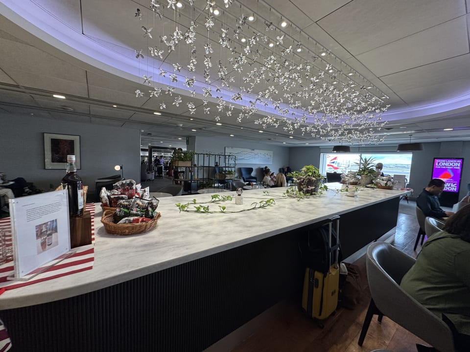 British Airways Galleries Club Lounge (Terminal 3) – Heathrow Airport (LHR), Terminal 3 – lounge interior