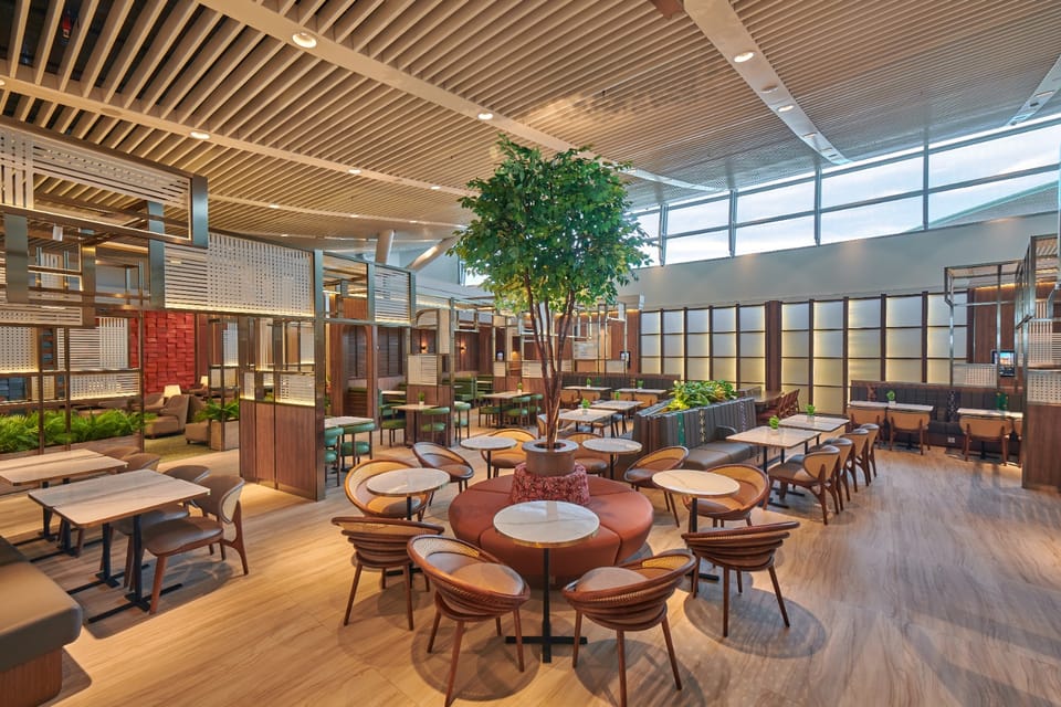Plaza Premium Lounge (Contact Pier, Terminal 1) – Kuala Lumpur Airport (KUL), Terminal 1 – seating area