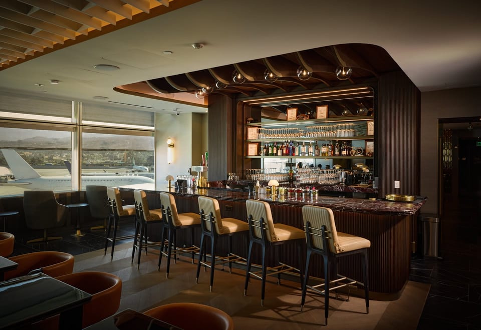 Air India Maharajah Lounge – San Francisco Airport (SFO), Terminal A – bar
