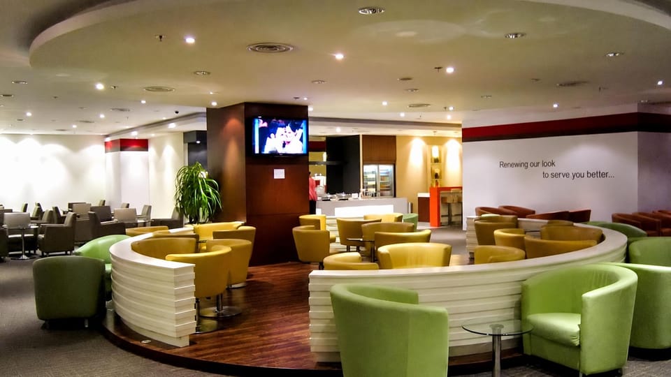 SATS Premier Lounge (T1) – Singapore Changi Airport (SIN), Terminal 1 – lounge interior