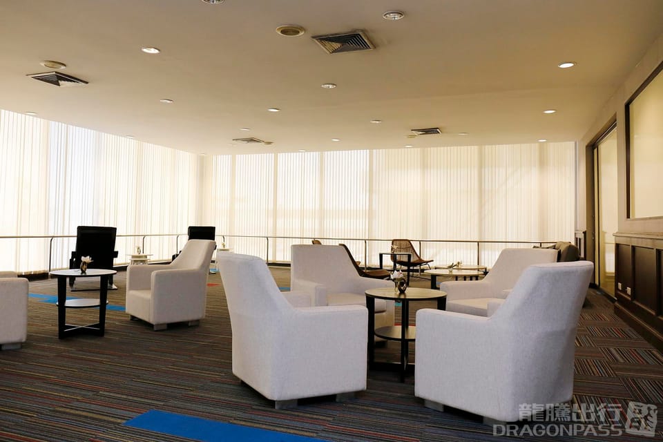 Miracle Lounge (T1 - Level 3) – Bangkok Don Mueang Airport (DMK), Terminal 1 – seating area