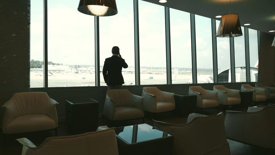 Gae Aulenti Premium Lounge – Milan Malpensa Airport (MXP), Terminal 1 – seating area