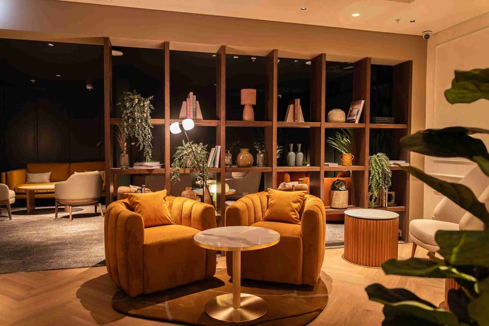 No1 Lounge (Terminal 2) – Heathrow Airport (LHR), Terminal 2 – seating area