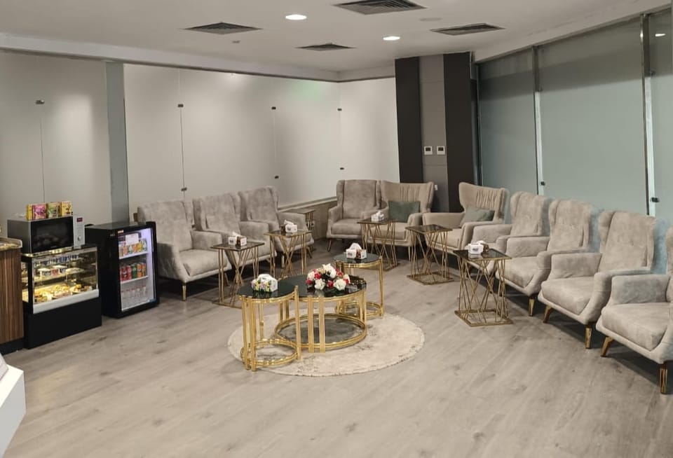 Pearl Lounge – Dabaa Airport (DBB), Main Terminal