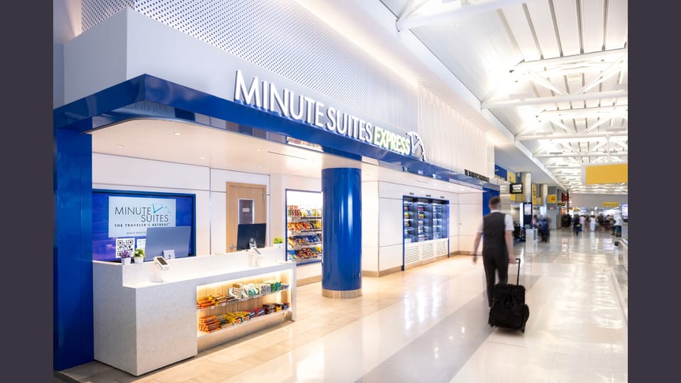 Minute Suites (Terminal 8) – John F. Kennedy Airport (JFK), Terminal 8 – reception and entrance