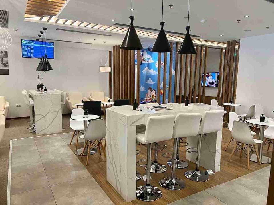 The Lounge – Thessaloniki Airport (SKG), Main Terminal – seating area