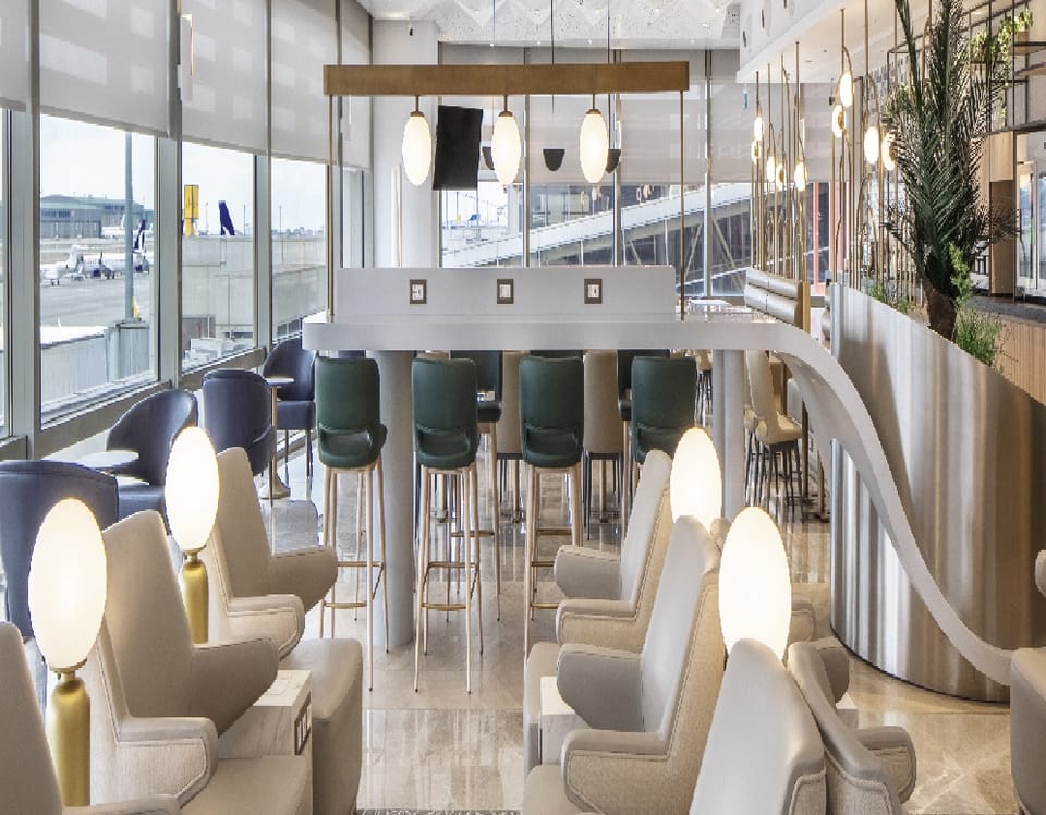 Plaza Premium Bosphorus Lounge – Istanbul Sabiha Gökçen Airport (SAW), International Terminal – seating area
