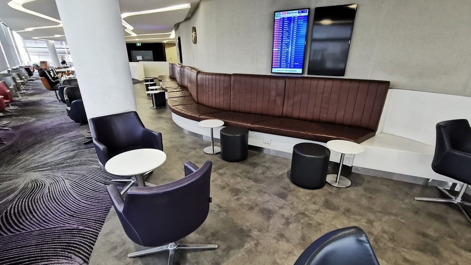 Virgin Australia Lounge (T2) – Sydney Airport (SYD), Terminal 2 – seating area
