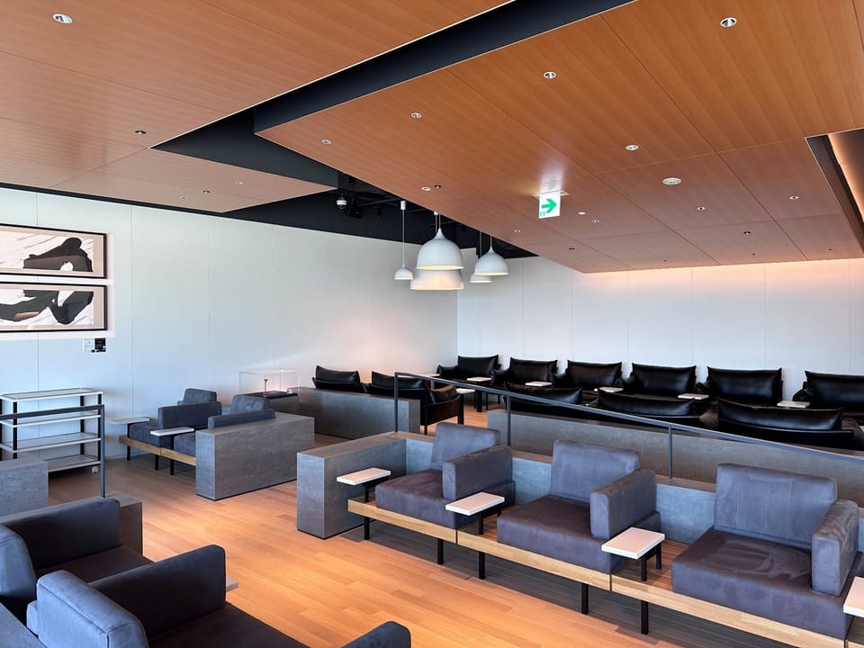 Power Lounge Premium – Tokyo Haneda Airport (HND), Terminal 2