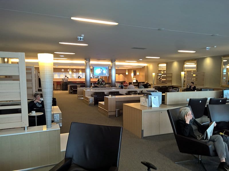 American Airlines Admirals Club – Paris Charles de Gaulle Airport (CDG), Terminal 2A