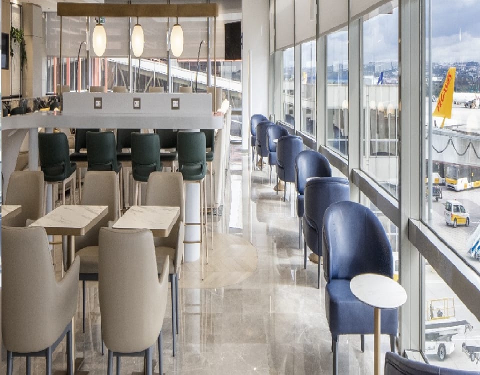 Plaza Premium Bosphorus Lounge – Istanbul Sabiha Gökçen Airport (SAW), International Terminal – seating area