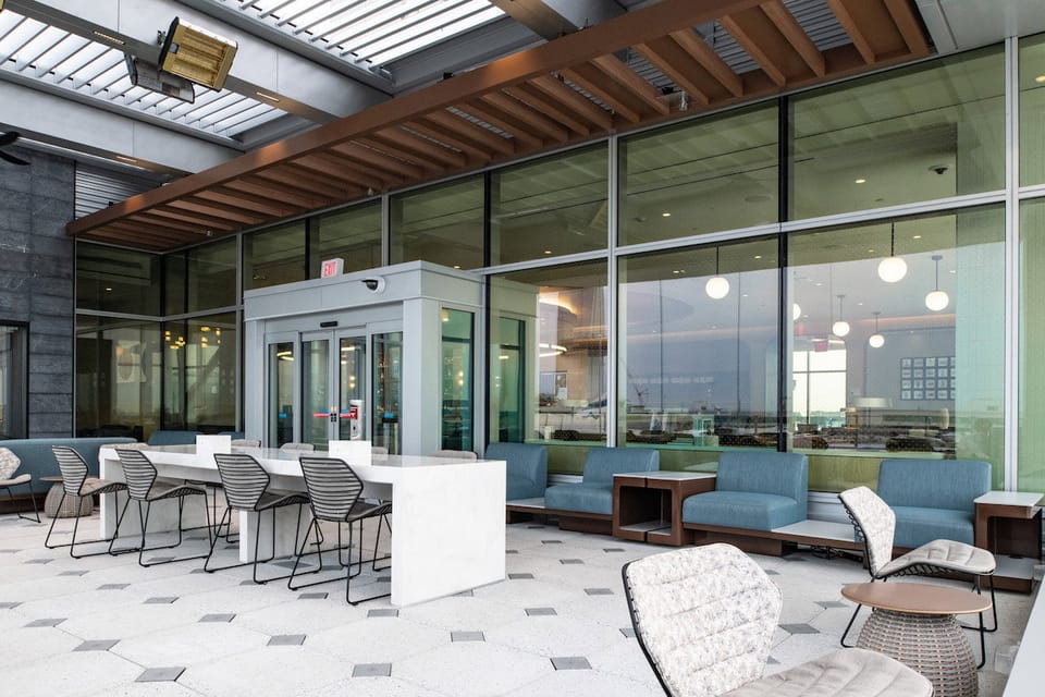 Delta Sky Club (Concourse A) – John F. Kennedy Airport (JFK), Terminal 4 – seating area