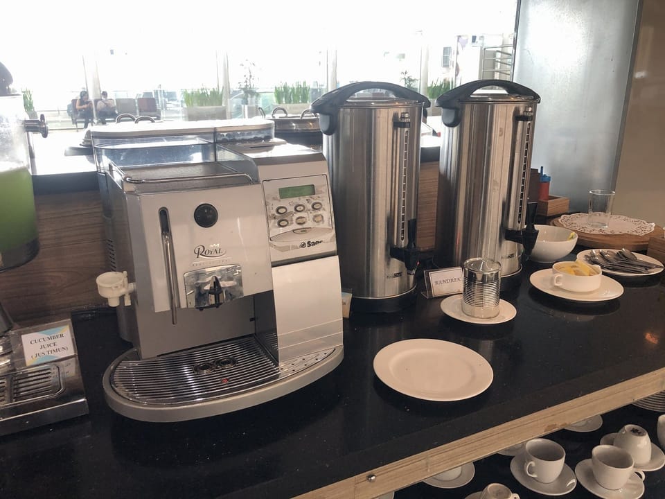Saphire Mandai Lounge – Medan Kualanamu Airport (KNO) – dining area