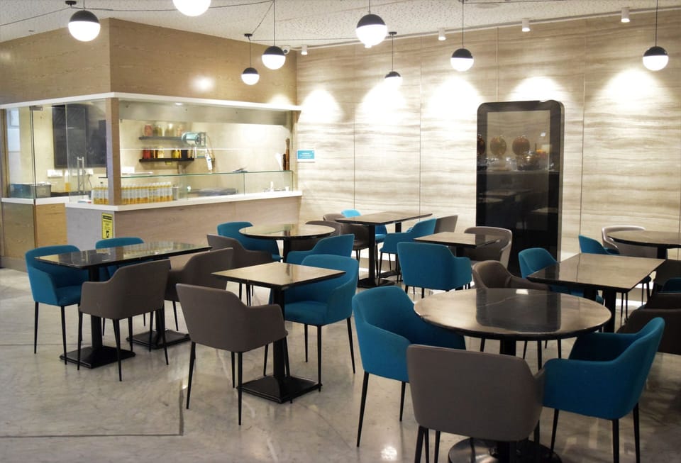 Travel Club (Domestic Terminal 1C) – Mumbai Airport (BOM), Terminal 1C
