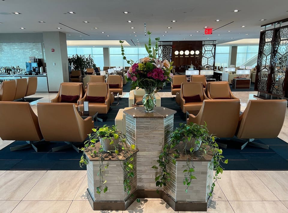 Emirates Lounge – John F. Kennedy Airport (JFK), Terminal 4 – seating area