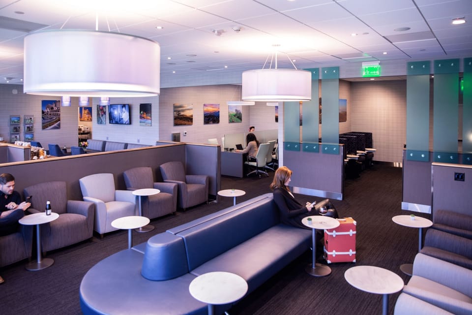 The Club SJC A8 – San Jose Mineta Airport (SJC), Terminal A