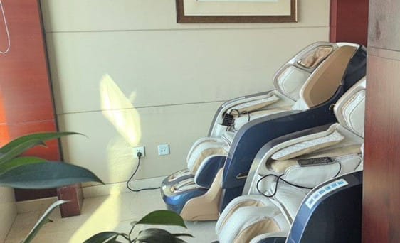 South Airlines First Class and Business Class Pearl Member Lounge (T3 International) – Shenyang Taoxian Airport (SHE), T3