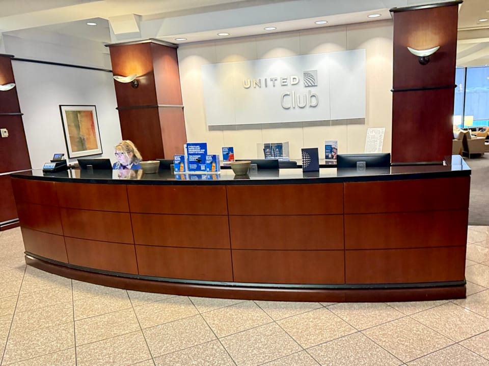 United Club – Cleveland Airport (CLE), Main