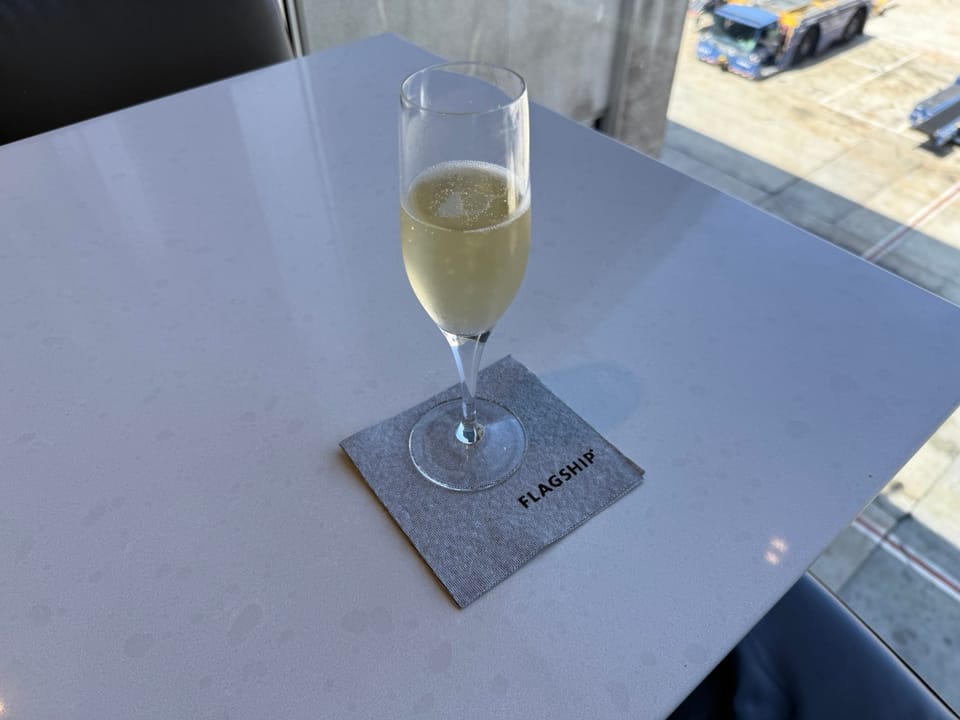 American Airlines Flagship Lounge – LAX Airport (LAX), Terminal 4