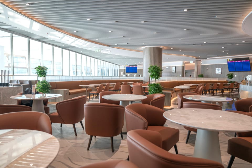 V39 China Eastern Airlines First Class Lounge – Xi'an Xianyang Airport (XIY), Terminal 3 – seating area
