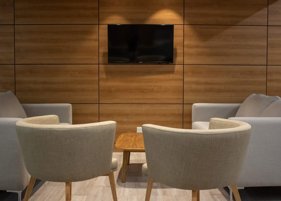 Bariloche by AMAE Lounge – San Carlos Bariloche Airport (BRC), Main Terminal