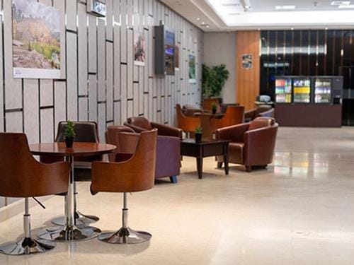Salon Ebene – Pointe-Noire Airport (PNR)