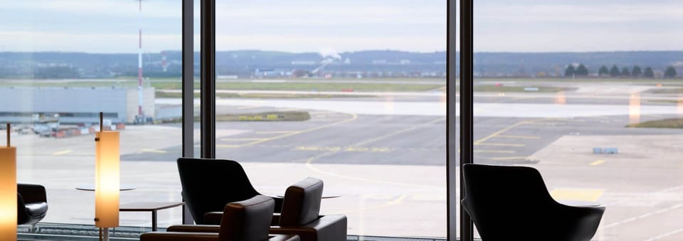 Cathay Pacific Lounge (Temporarily Closed) – Paris Charles de Gaulle Airport (CDG), Terminal 2