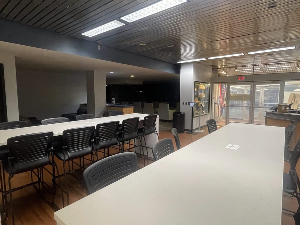 USO Center – St. Louis Lambert Airport (STL) – seating area