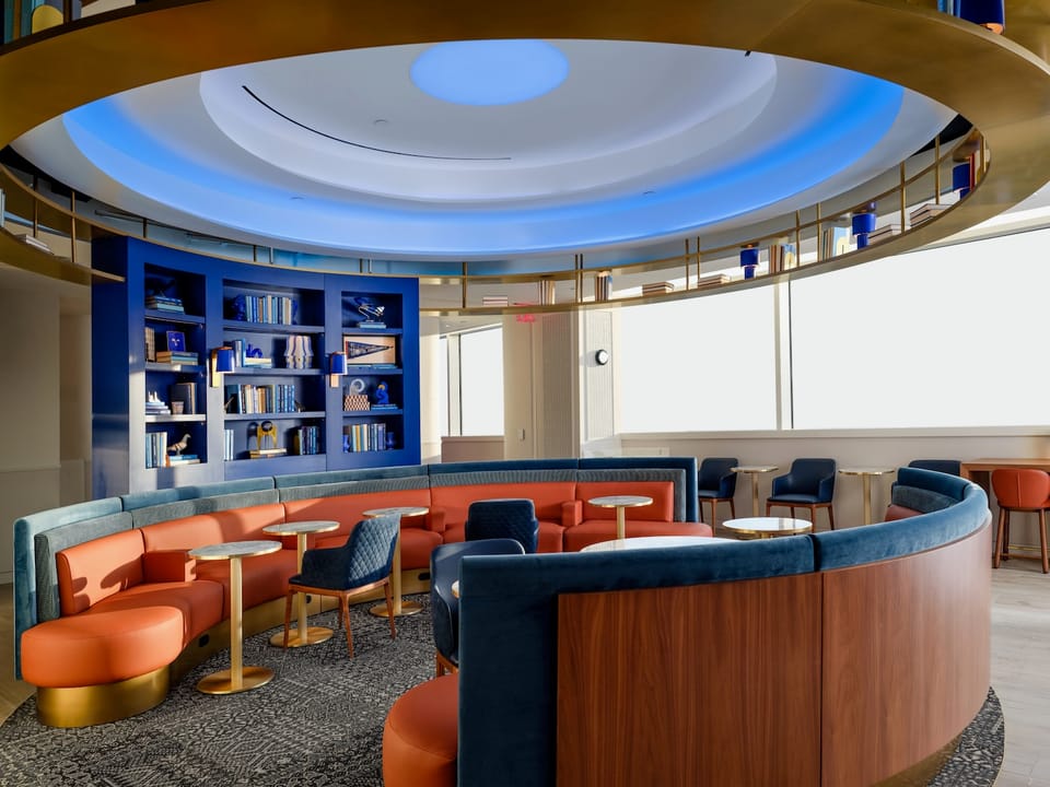 JetBlue BlueHouse – John F. Kennedy Airport (JFK), Terminal 5 – seating area