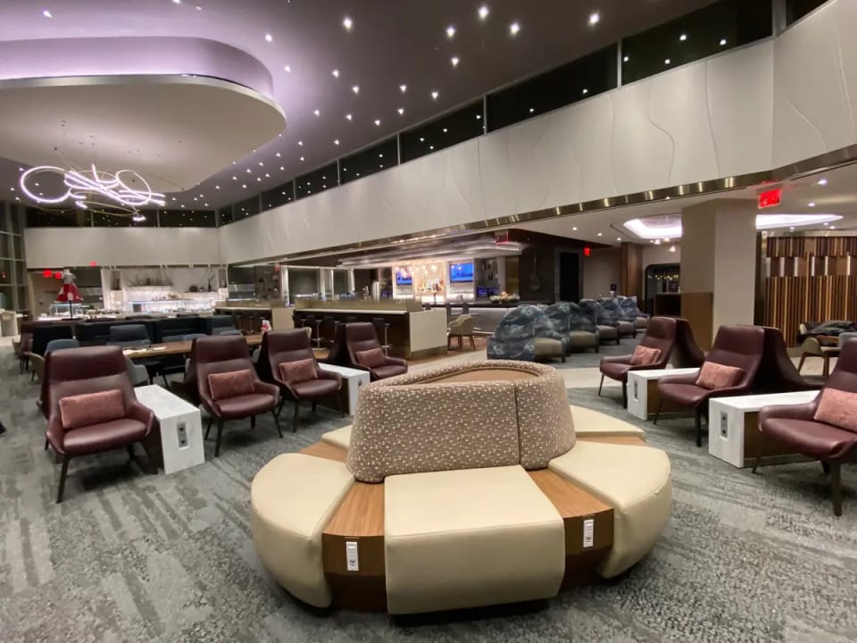 Delta Sky Club – Nashville Airport (BNA)