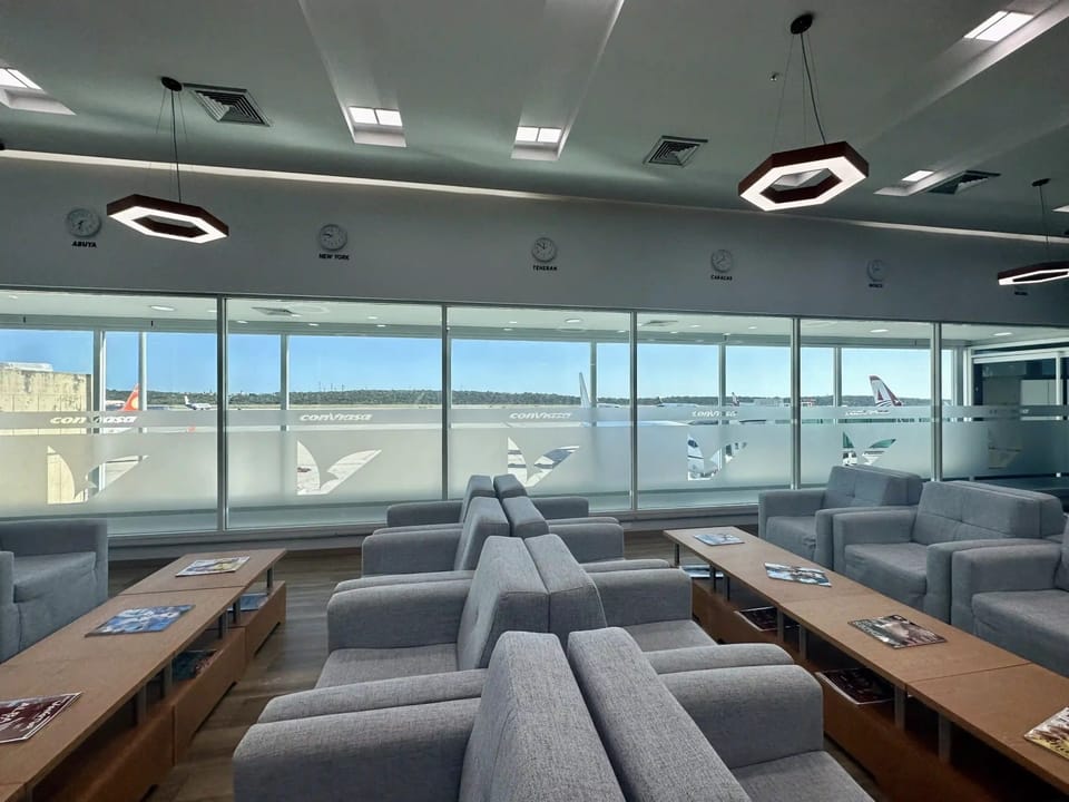 Conviasa Salon VIP – Caracas Airport (CCS) – lounge interior