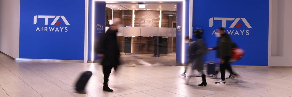 ITA Airways Piazza di Spagna – Rome Fiumicino Airport (FCO)