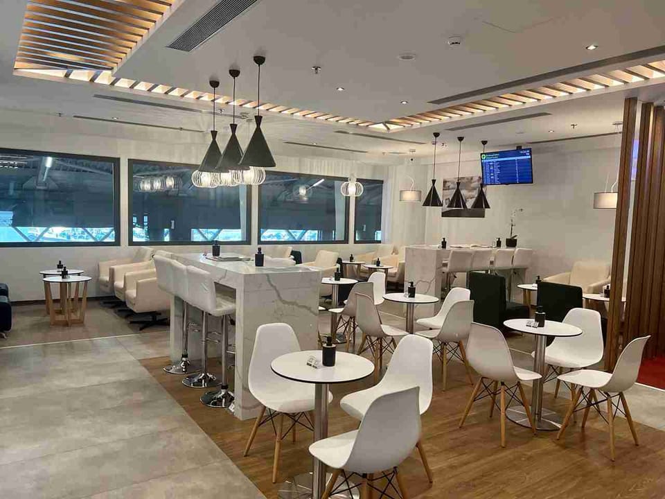 The Lounge – Thessaloniki Airport (SKG), Main Terminal – seating area