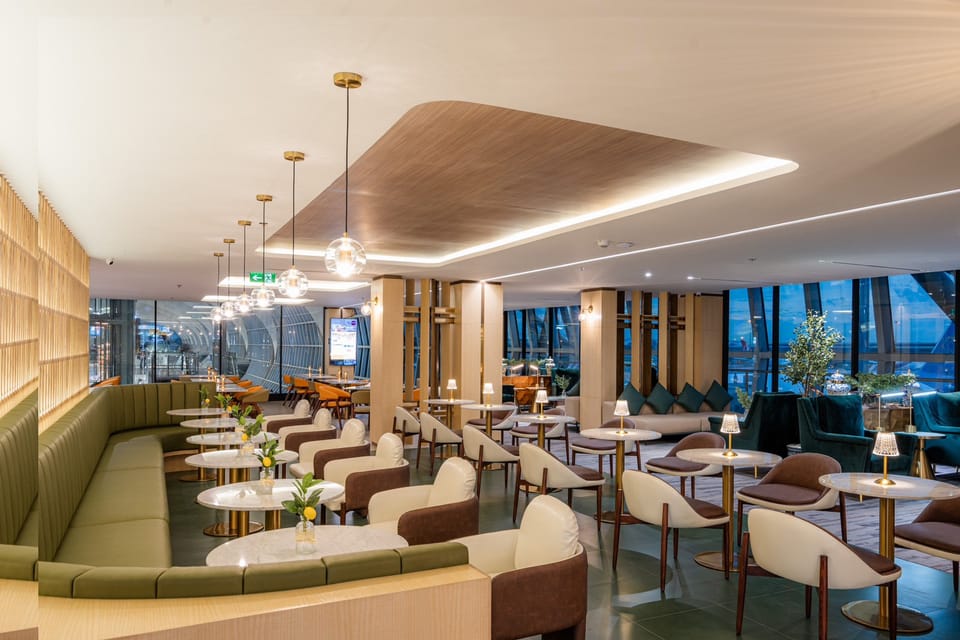 The Coral Finest Business Class Lounge (Cosmo) – Bangkok Suvarnabhumi Airport (BKK), Main Terminal – seating area