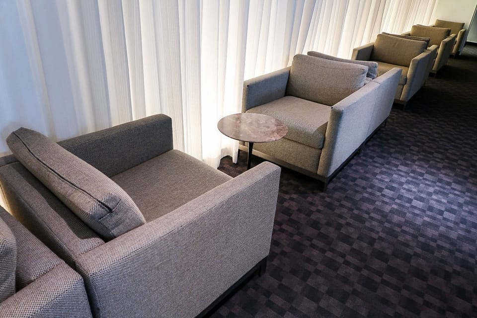 Oneworld Lounge – LAX Airport (LAX) – seating area